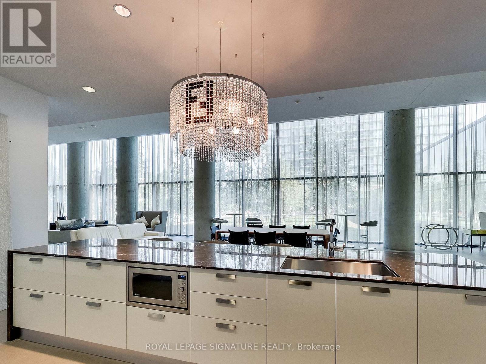 1207 - 105 The Queensway, Toronto (High Park-Swansea), Ontario  M6S 5B5 - Photo 19 - W12447569