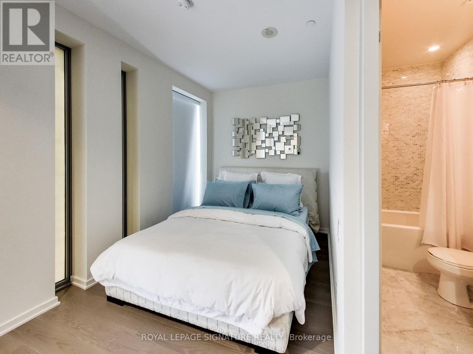 1207 - 105 The Queensway, Toronto (High Park-Swansea), Ontario  M6S 5B5 - Photo 28 - W12447569