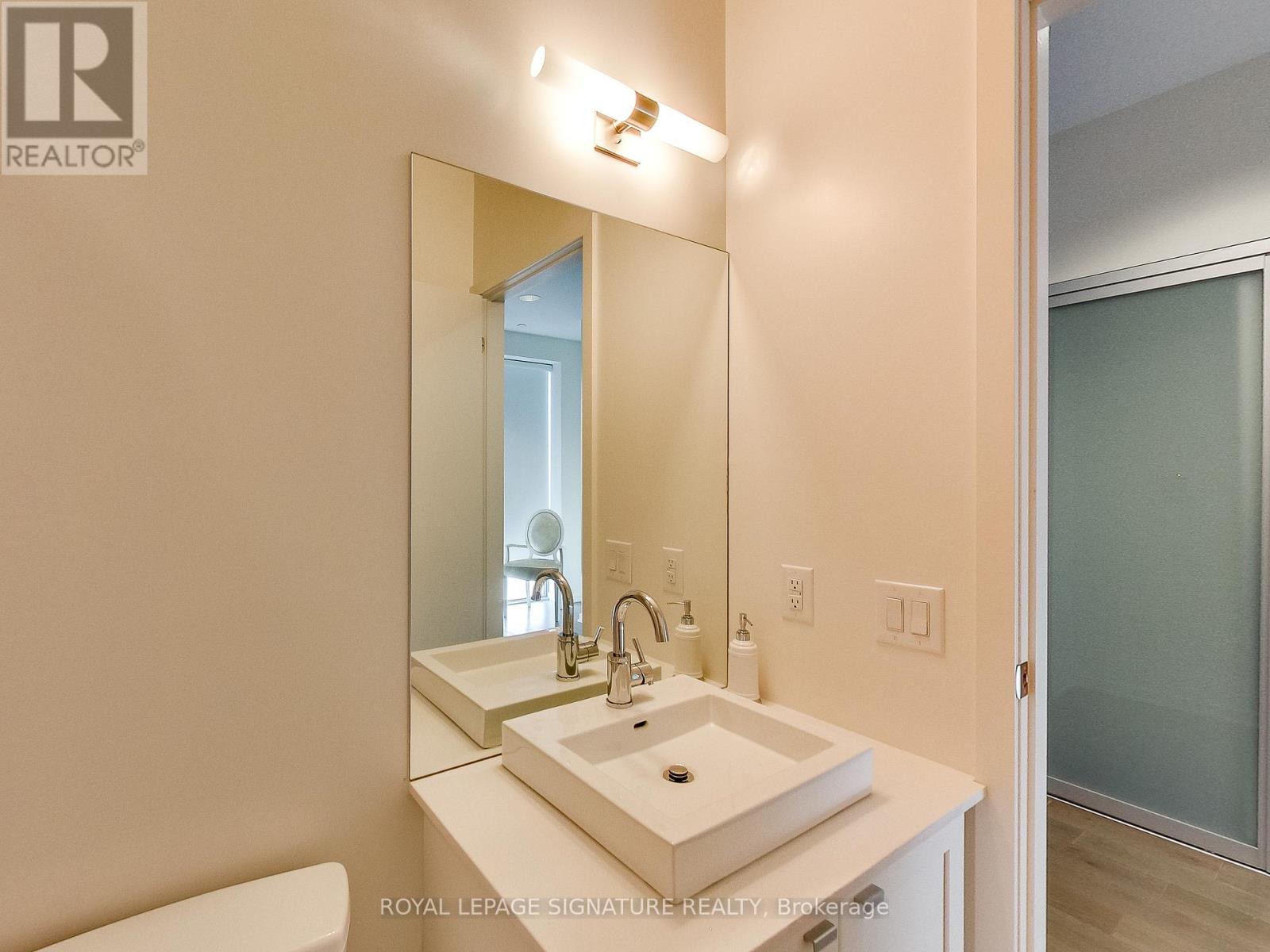 1207 - 105 The Queensway, Toronto (High Park-Swansea), Ontario  M6S 5B5 - Photo 29 - W12447569