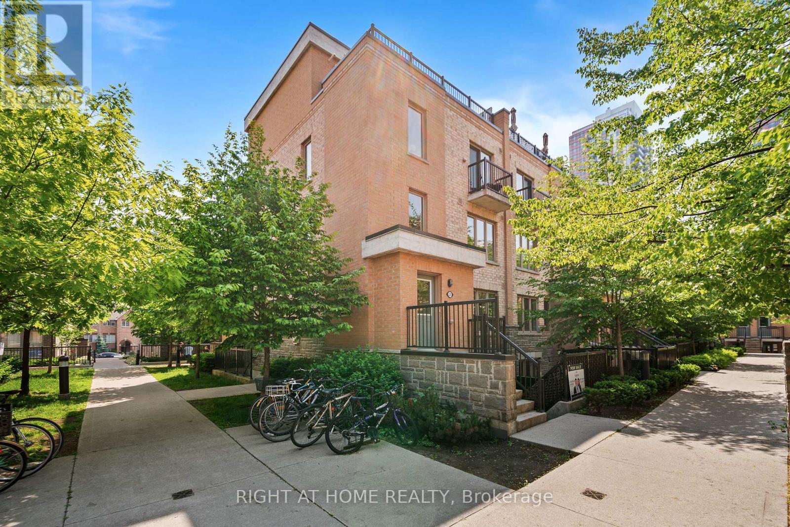 229 - 11 Foundry Avenue, Toronto (Dovercourt-Wallace Emerson-Junction), Ontario  M6H 0B7 - Photo 26 - W12447579