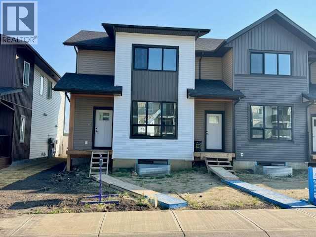 40 Irvin Way, Sylvan Lake, Alberta  T4S 0W2 - Photo 1 - A2219838