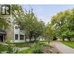 3, 1611 21 Avenue SW Bankview