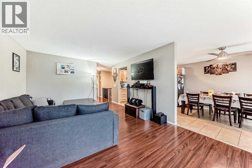 133 & 135 Huntford Close Ne, Calgary, Alberta  T2K 3Y7 - Photo 10 - A2261915