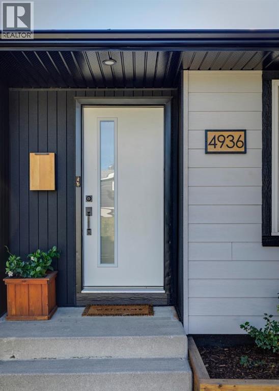 4936 Norquay Drive Nw, Calgary, Alberta  T2K 2L3 - Photo 2 - A2262184