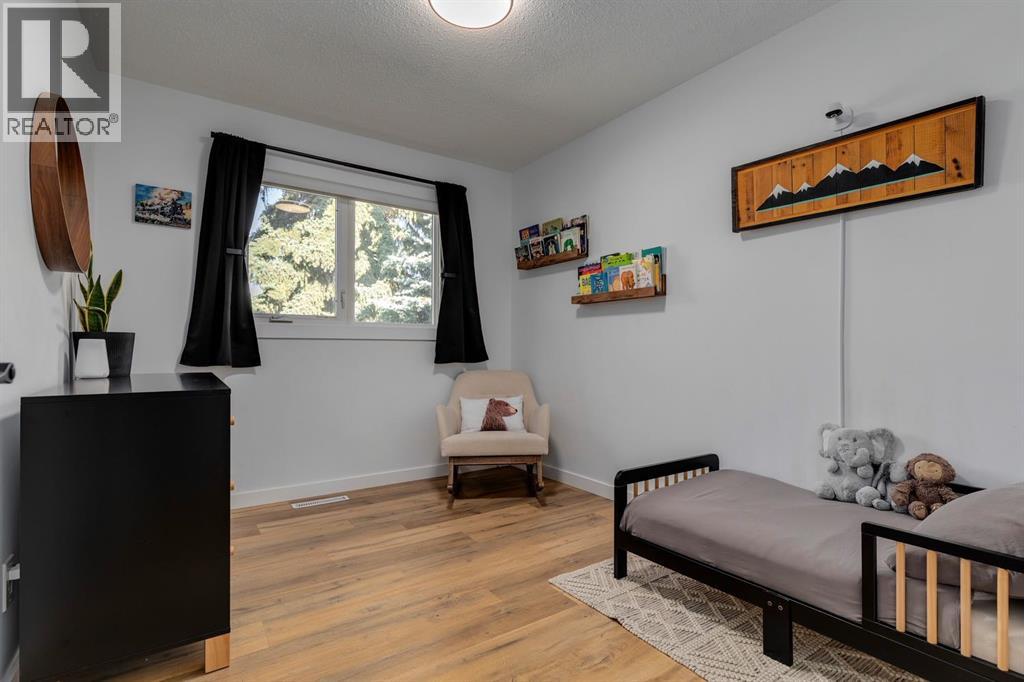 4936 Norquay Drive Nw, Calgary, Alberta  T2K 2L3 - Photo 12 - A2262184