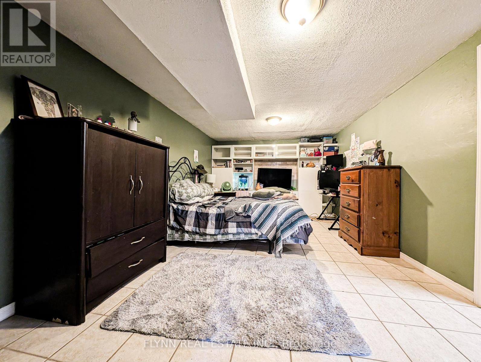 6707 Crawford Street, Niagara Falls (Morrison), Ontario  L2E 5Z3 - Photo 20 - X12447532