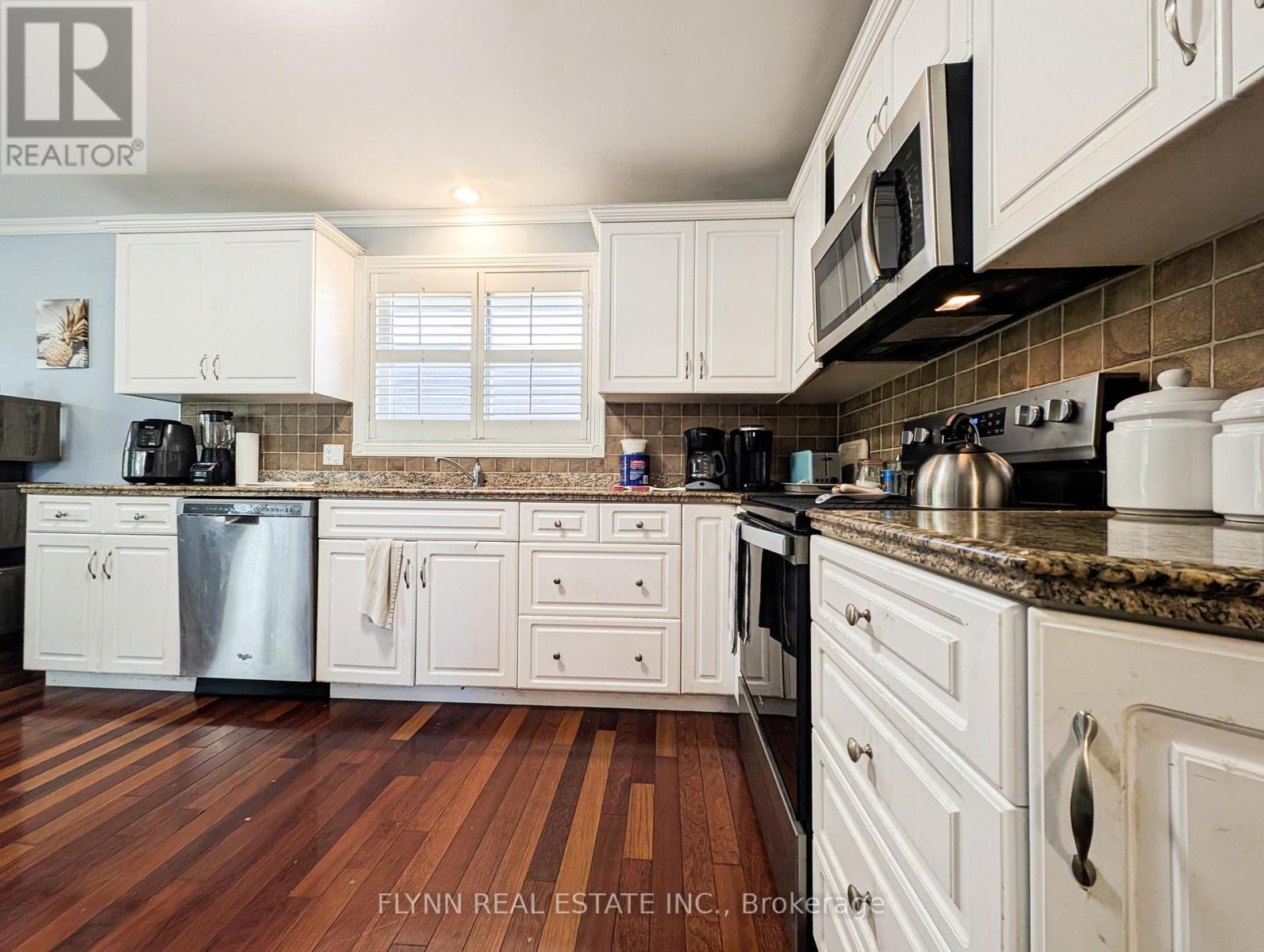 6707 Crawford Street, Niagara Falls (Morrison), Ontario  L2E 5Z3 - Photo 5 - X12447532