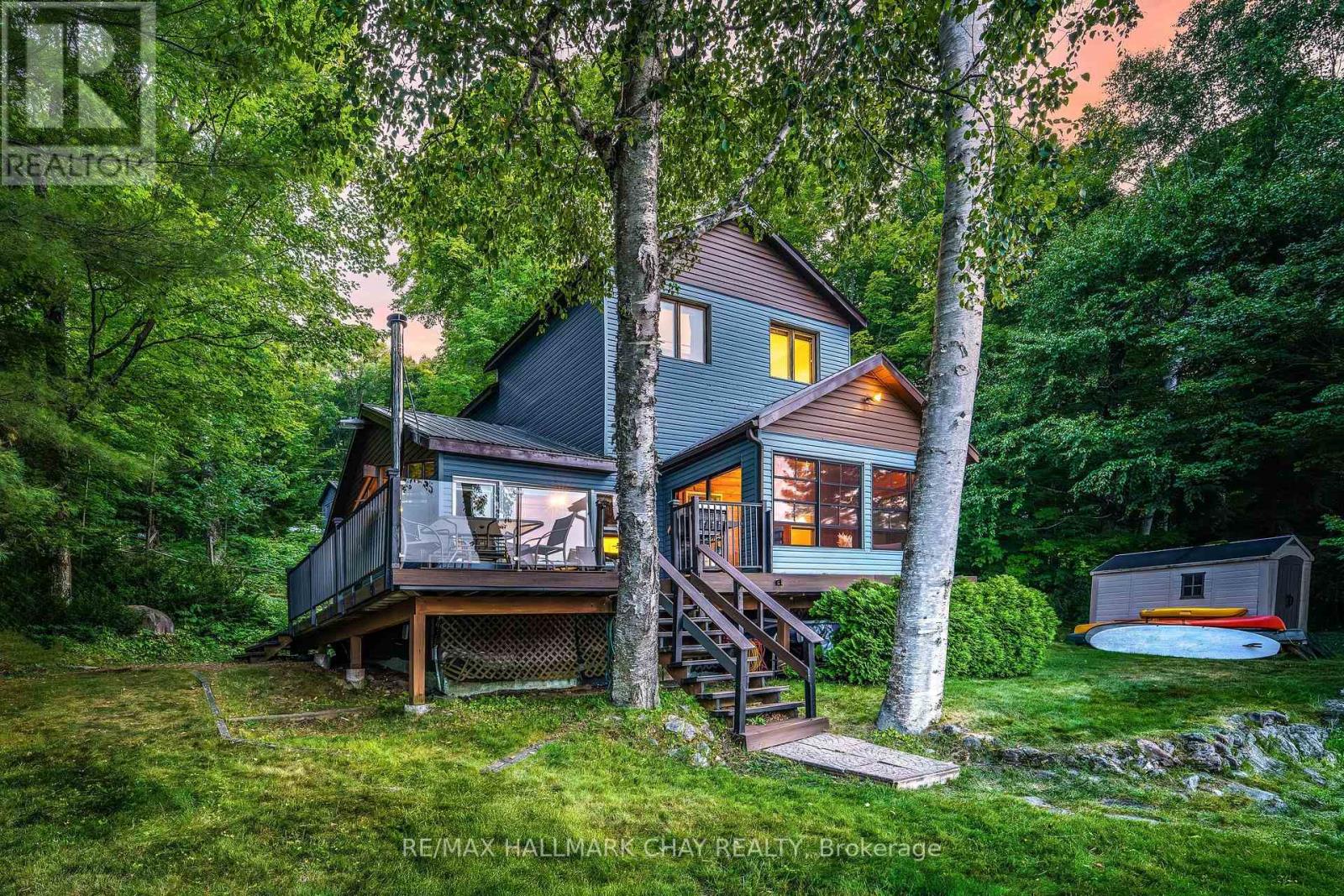 1104 Hammond Road, Lake Of Bays (Mclean), Ontario  P0B 1A0 - Photo 17 - X12447536
