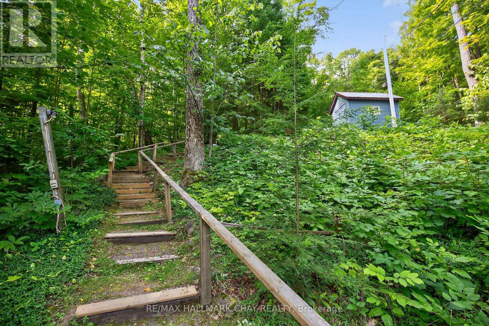 1104 Hammond Road, Lake Of Bays (Mclean), Ontario  P0B 1A0 - Photo 20 - X12447536