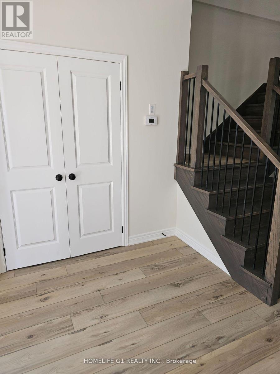 17 - 17 Shamrock Common, St. Catharines (Rykert/vansickle), Ontario  L2S 0G7 - Photo 5 - X12447556