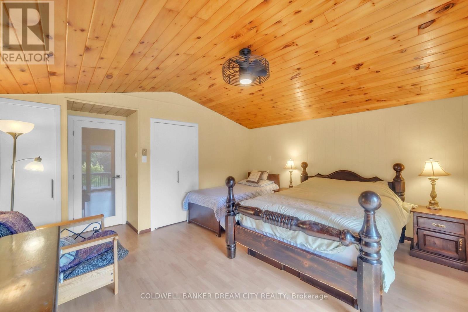 1004a Almond Lane, Frontenac (Frontenac Centre), Ontario  K0H 1B0 - Photo 16 - X12447571