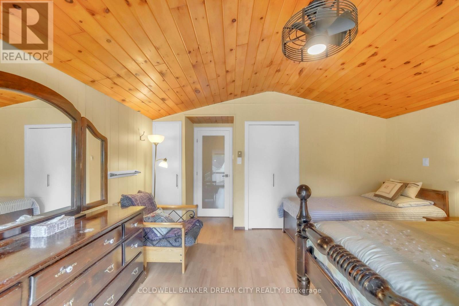 1004a Almond Lane, Frontenac (Frontenac Centre), Ontario  K0H 1B0 - Photo 17 - X12447571