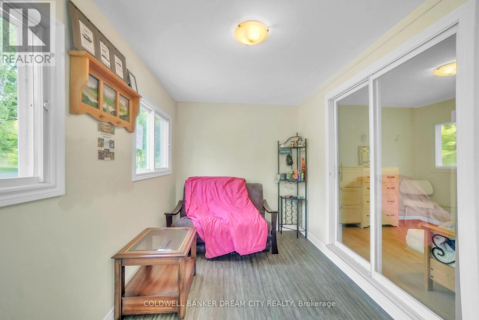 1004a Almond Lane, Frontenac (Frontenac Centre), Ontario  K0H 1B0 - Photo 34 - X12447571