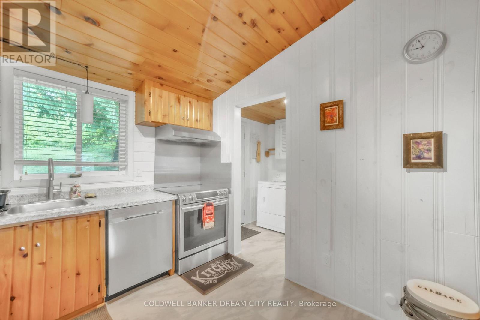 1004a Almond Lane, Frontenac (Frontenac Centre), Ontario  K0H 1B0 - Photo 7 - X12447571