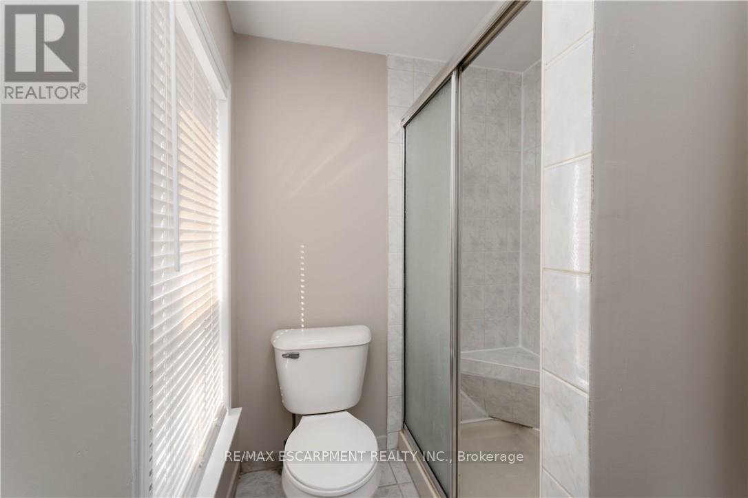 187 Barton Street W, Hamilton, Ontario  L8R 2H3 - Photo 13 - X12447580
