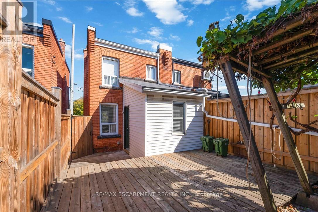 187 Barton Street W, Hamilton, Ontario  L8R 2H3 - Photo 16 - X12447580