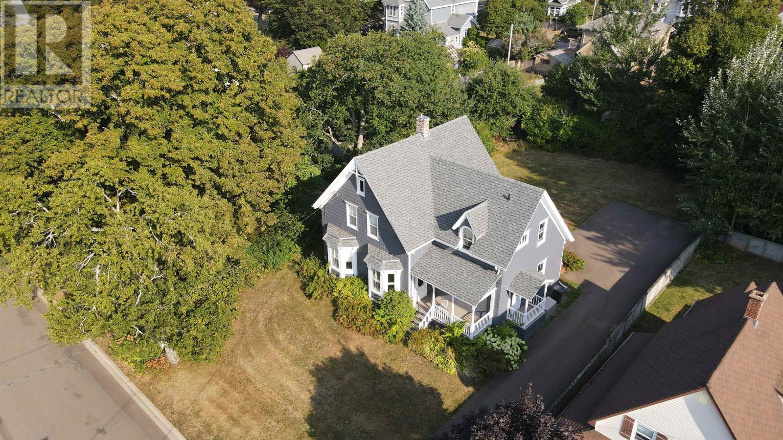 181 Fitzroy Street, Summerside, Prince Edward Island  C1N 1H1 - Photo 2 - 202525240