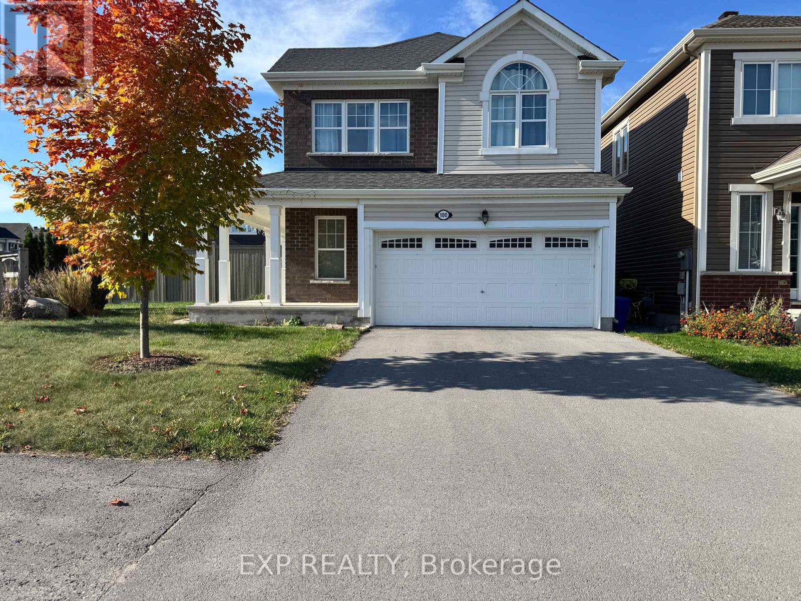 100 CRANESBILL ROAD, Ottawa, Ontario
