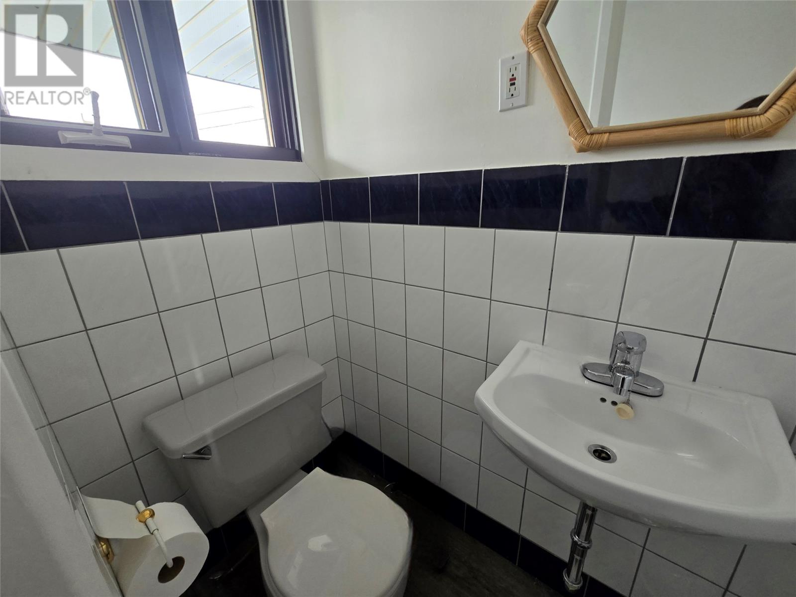 27 Bowater Drive, Wabush, Newfoundland & Labrador  A0R 1B0 - Photo 10 - 1291125