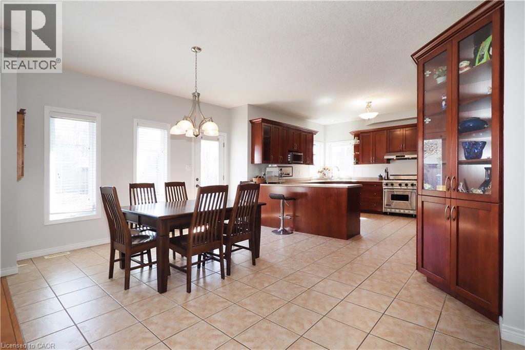 15 Treeview Drive, St. Jacobs, Ontario  N0B 2N0 - Photo 13 - 40735333