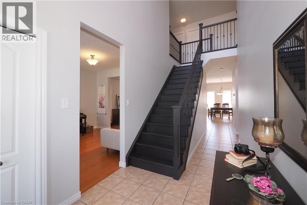 15 Treeview Drive, St. Jacobs, Ontario  N0B 2N0 - Photo 3 - 40735333