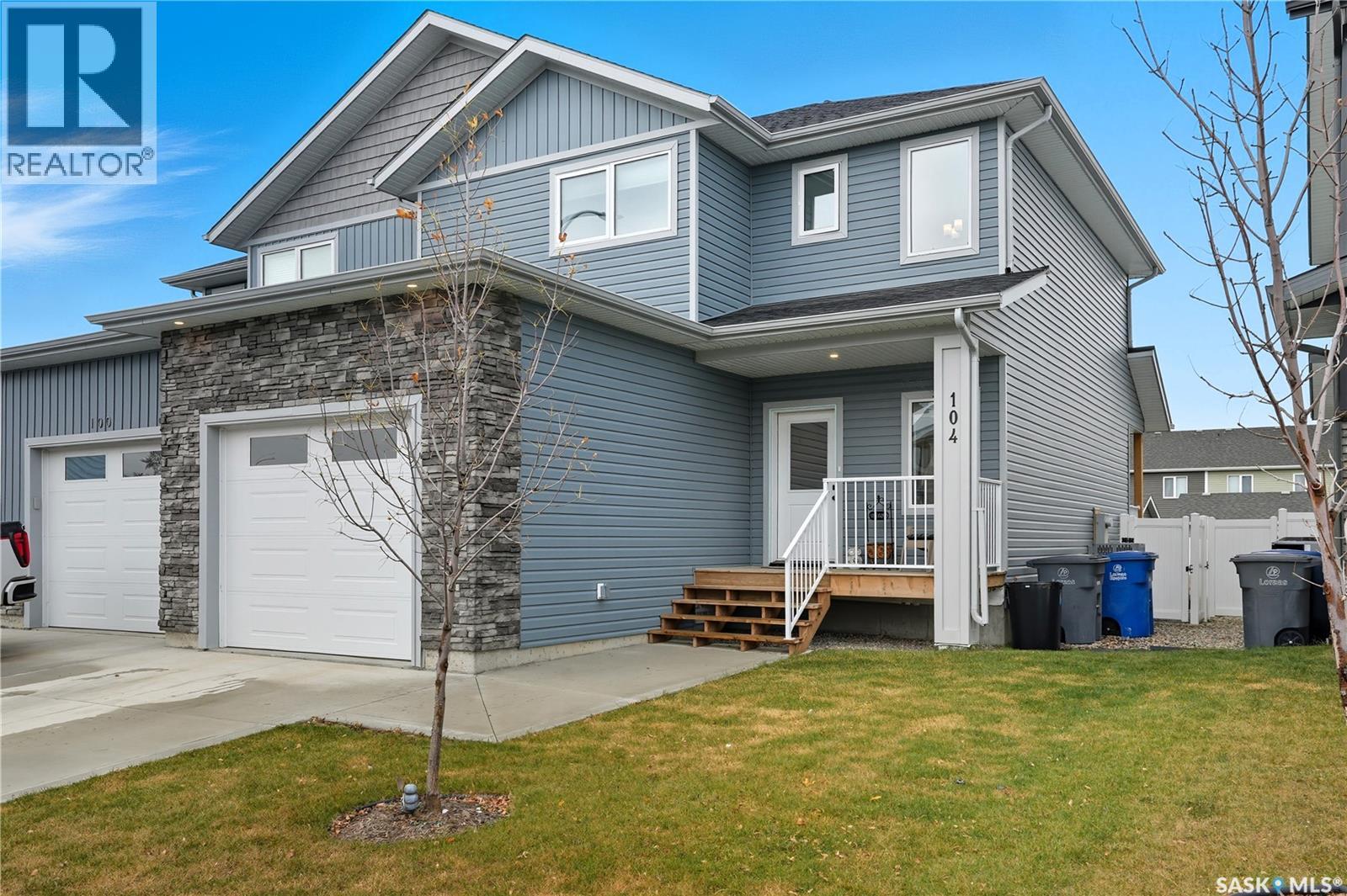 104 Echo Lane, Martensville, Saskatchewan  S0K 2T1 - Photo 3 - SK020220