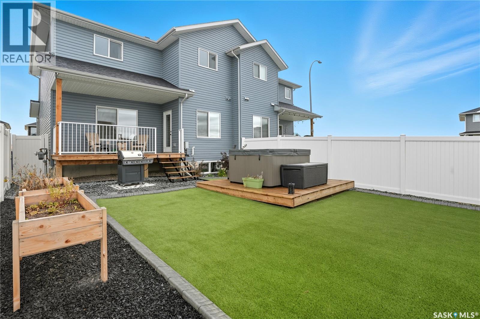 104 Echo Lane, Martensville, Saskatchewan  S0K 2T1 - Photo 47 - SK020220
