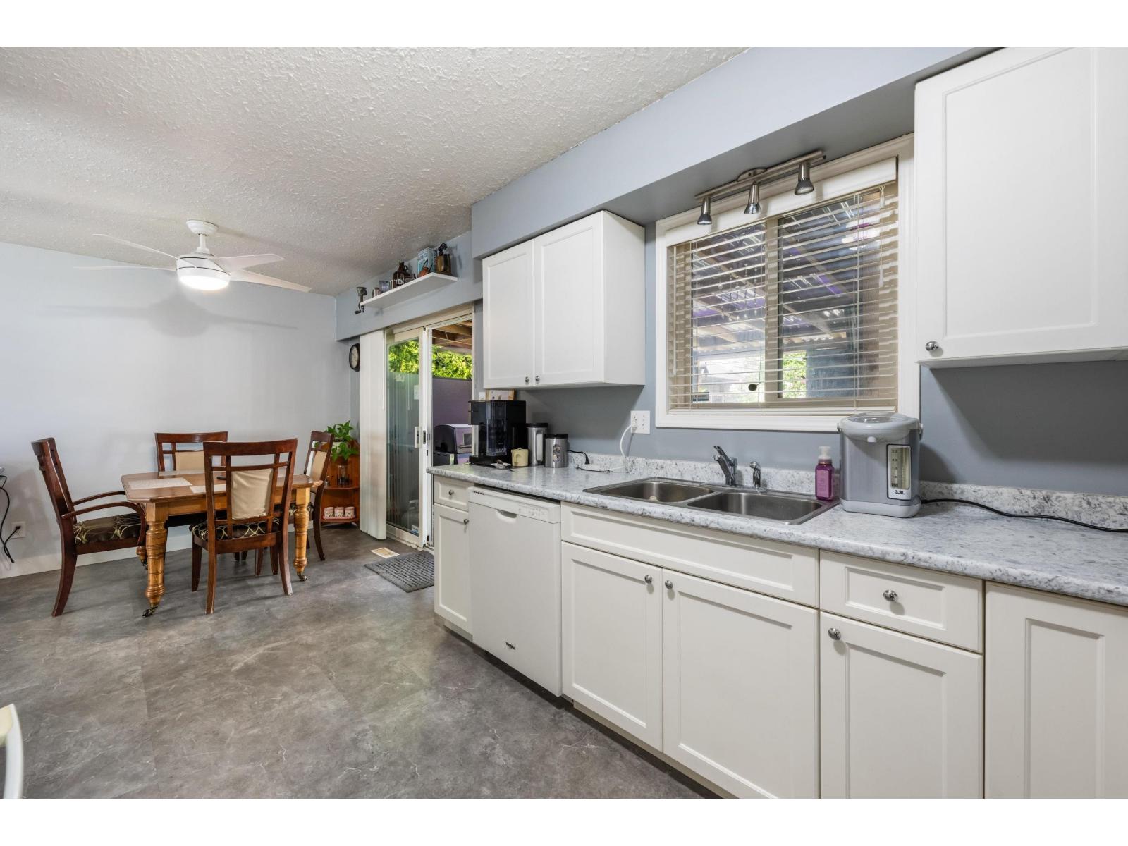 5098 208 Street, Langley, British Columbia  V3A 2J5 - Photo 15 - R3055443