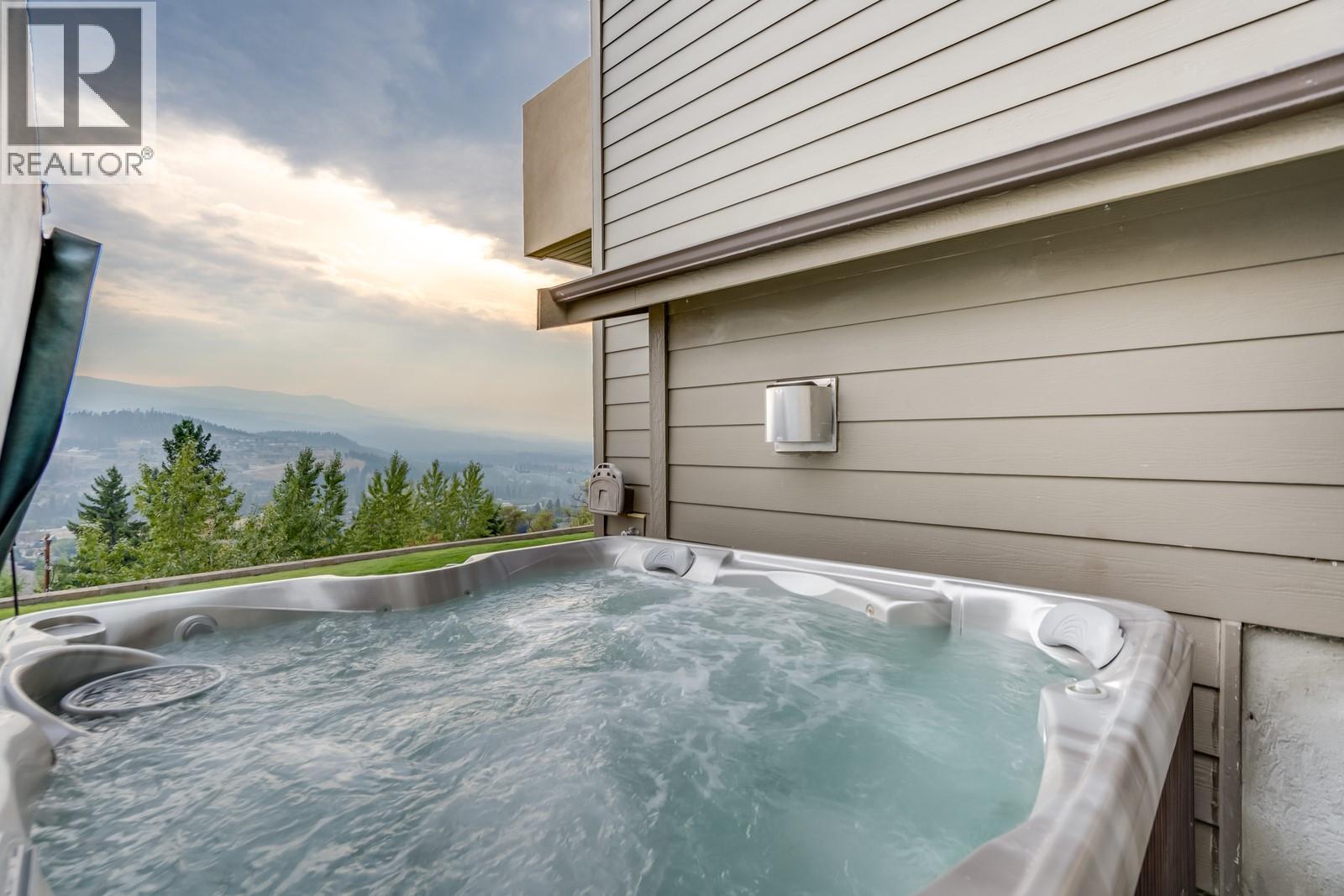 1040 Henderson Drive, Kelowna, British Columbia  V1P 1S5 - Photo 8 - 10364009
