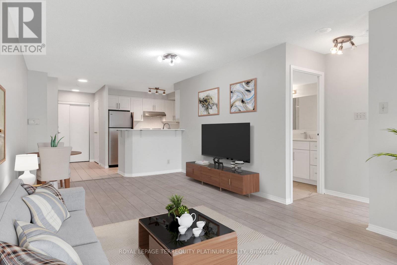 1008 - 10 Yonge Street, Toronto, Ontario  M5E 1R4 - Photo 3 - C12447601