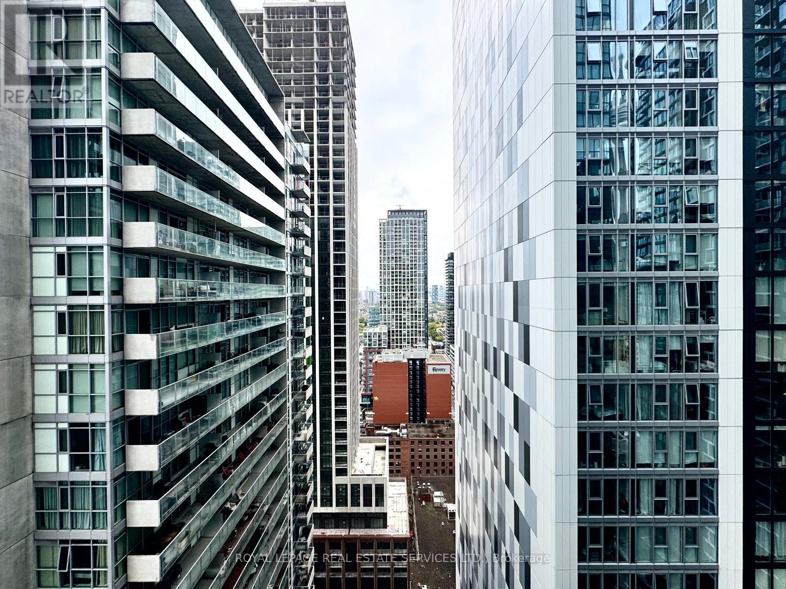 2810 - 88 Blue Jays Way, Toronto, Ontario  M5V 0L7 - Photo 8 - C12447630