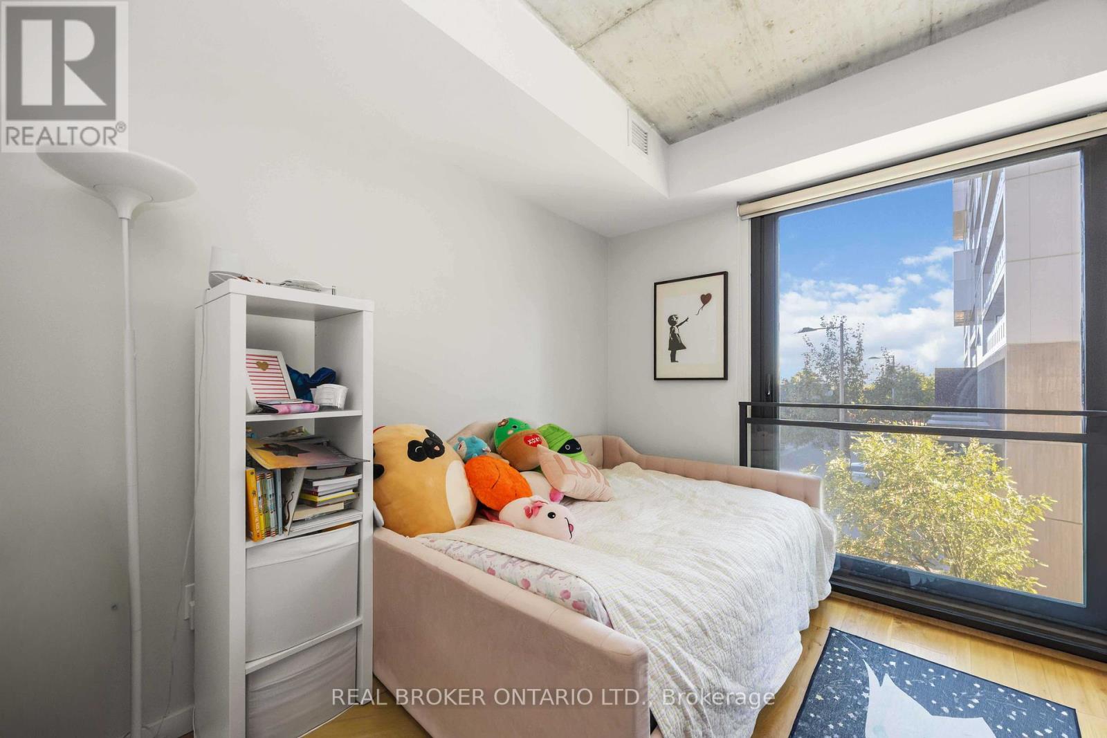 305 - 51 Trolley Crescent, Toronto, Ontario  M5A 0E9 - Photo 19 - C12447633