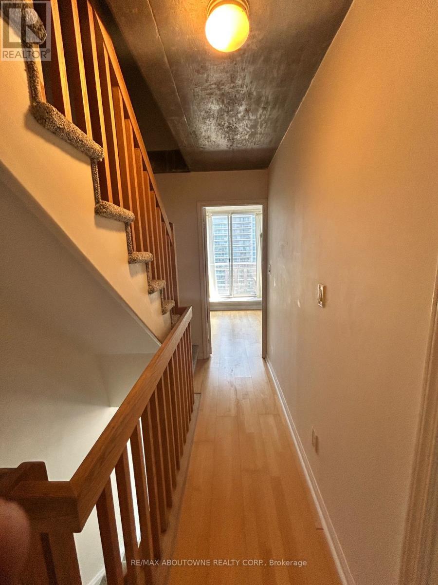 1005 - 1029 King Street W, Toronto, Ontario  M6K 3M9 - Photo 11 - C12447636