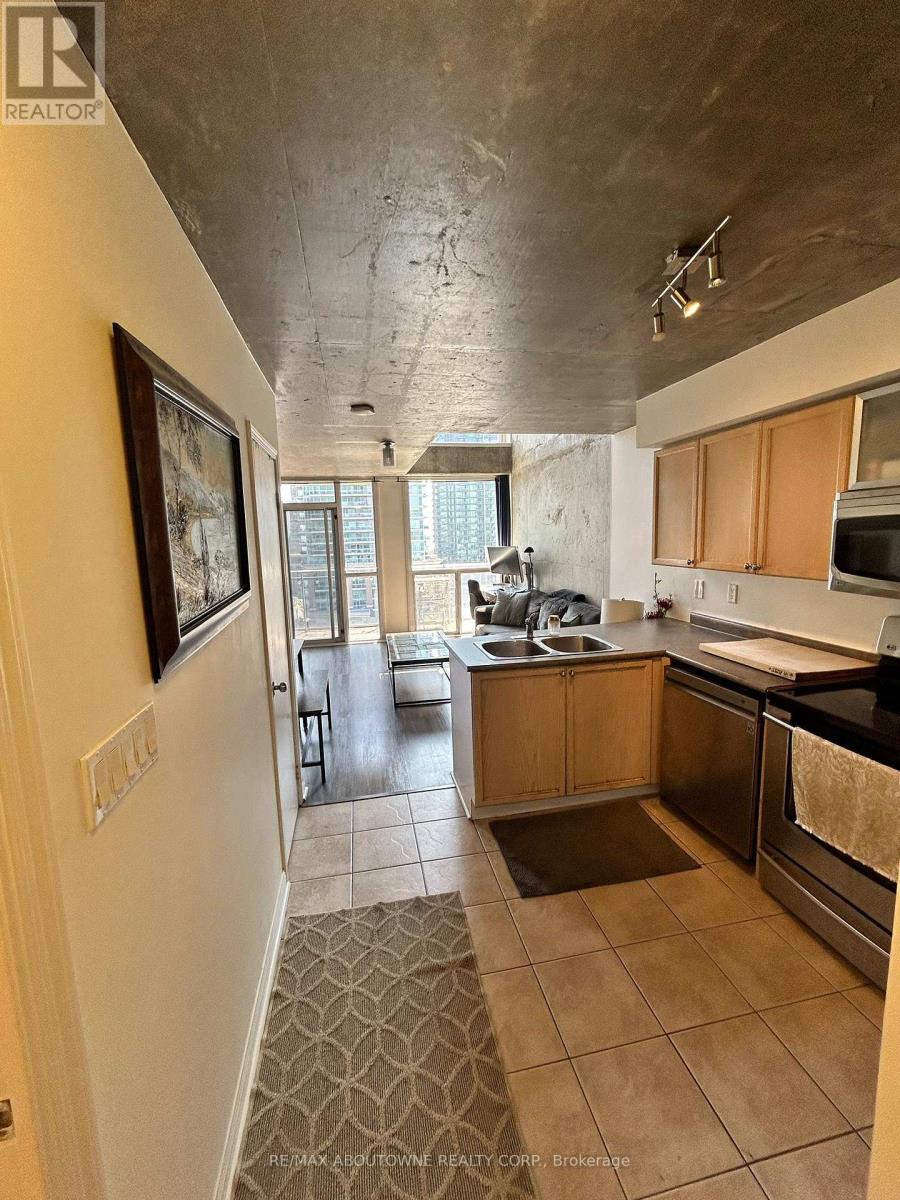 1005 - 1029 King Street W, Toronto, Ontario  M6K 3M9 - Photo 7 - C12447636