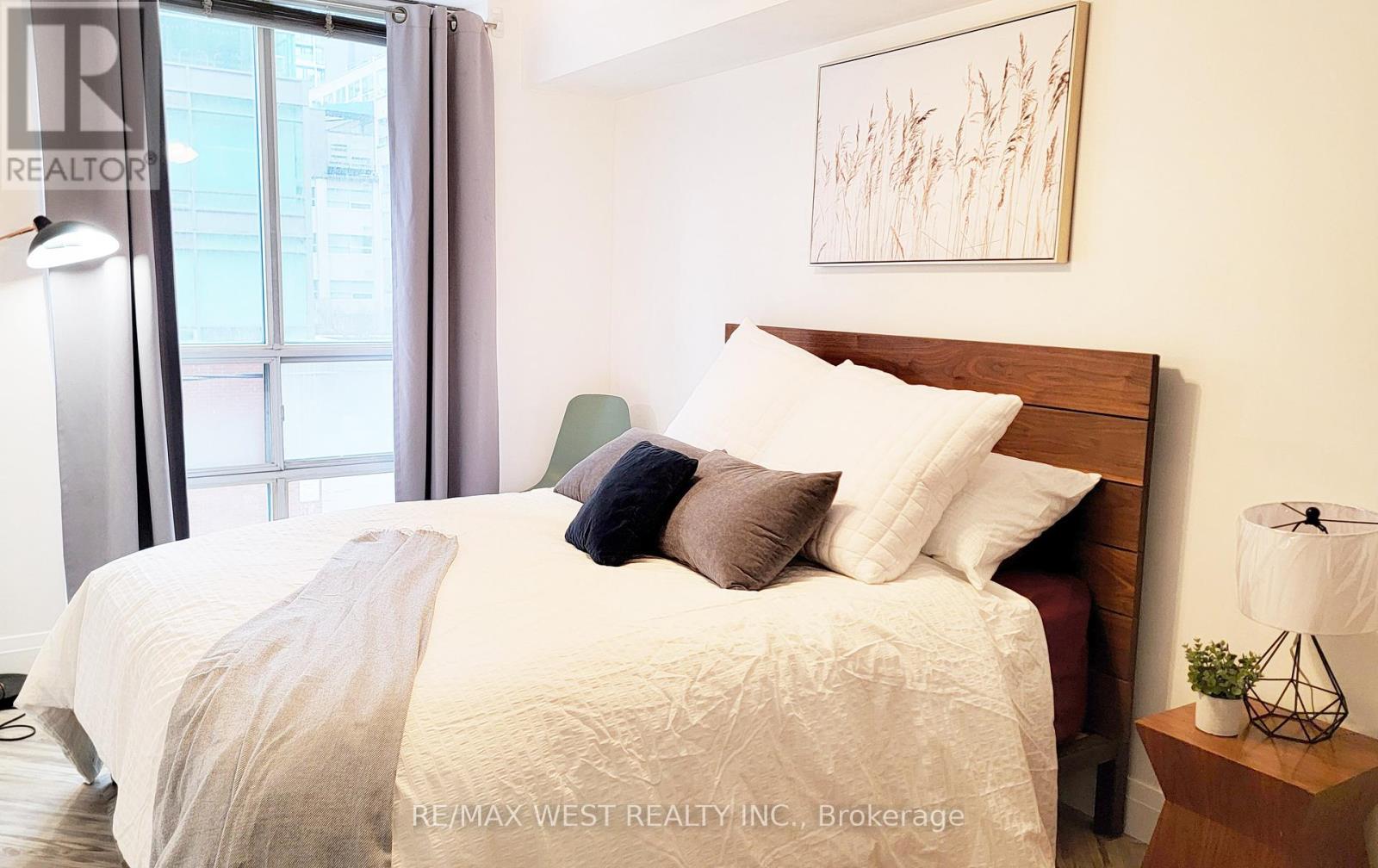 302 - 330 Adelaide Street E, Toronto, Ontario  M5A 4S9 - Photo 7 - C12447638