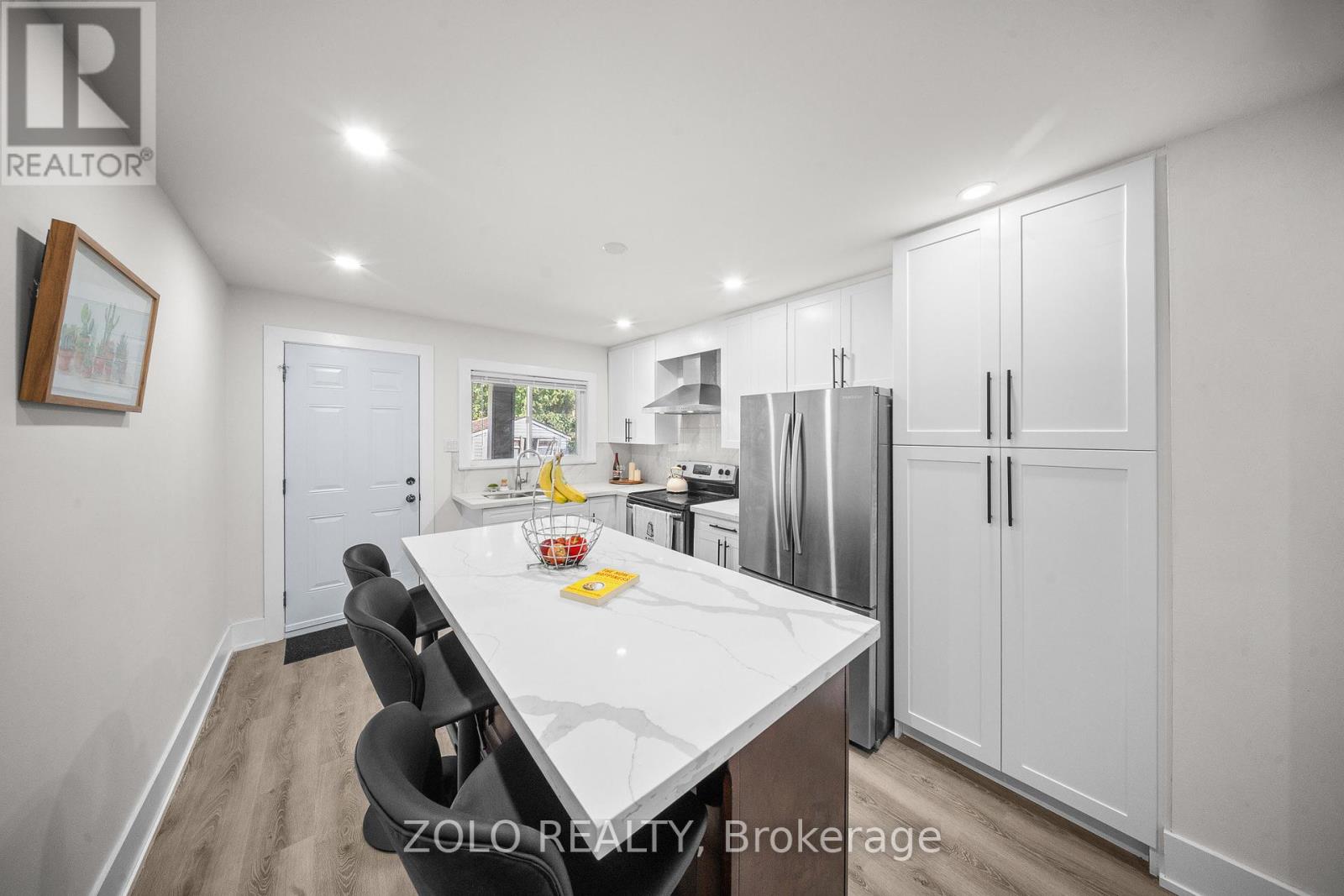 163 Cedric Avenue, Toronto (Oakwood Village), Ontario  M6C 3X7 - Photo 16 - C12447667