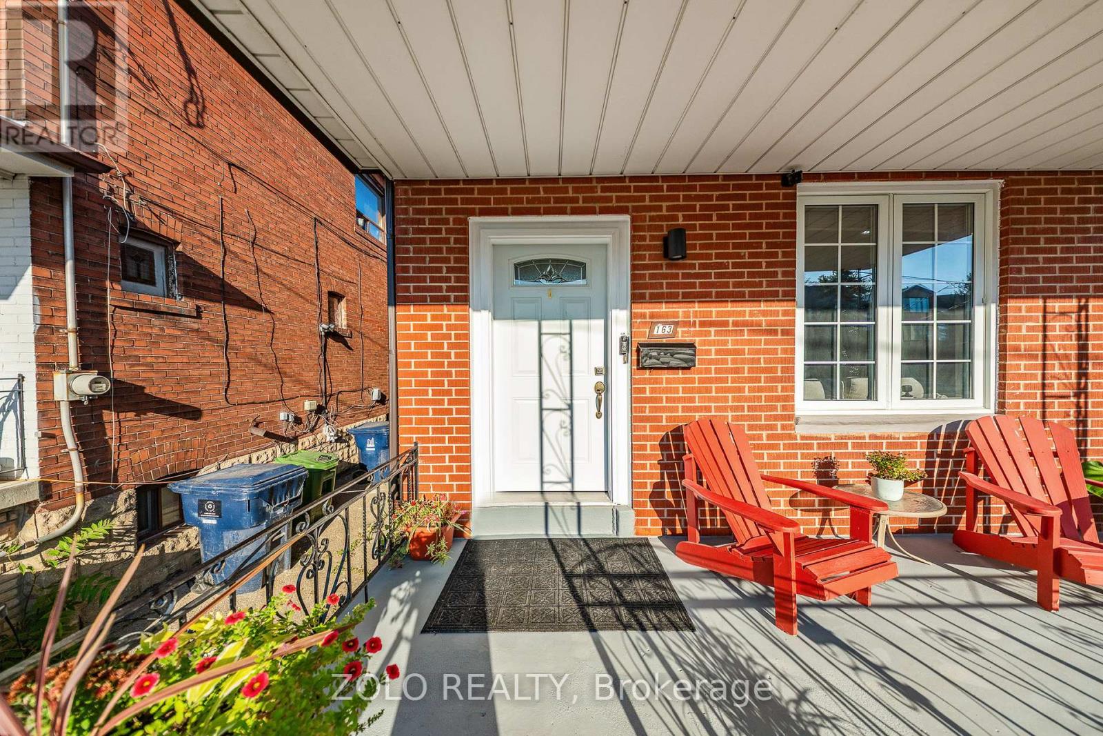 163 Cedric Avenue, Toronto (Oakwood Village), Ontario  M6C 3X7 - Photo 2 - C12447667