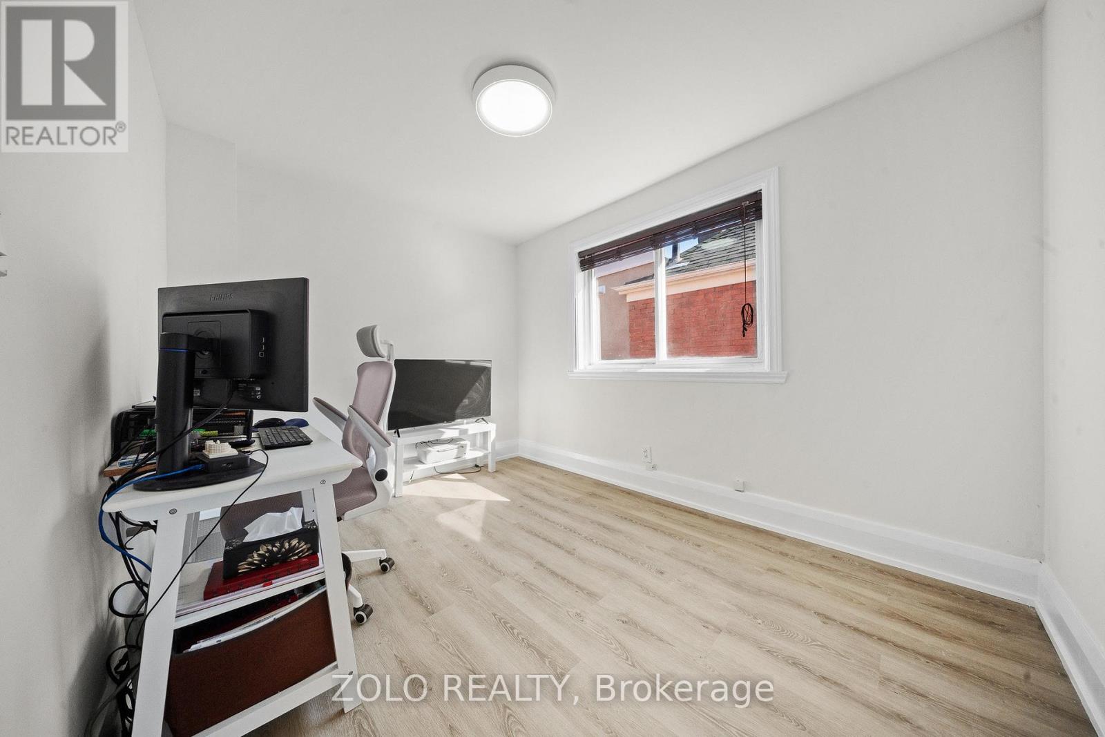 163 Cedric Avenue, Toronto (Oakwood Village), Ontario  M6C 3X7 - Photo 24 - C12447667
