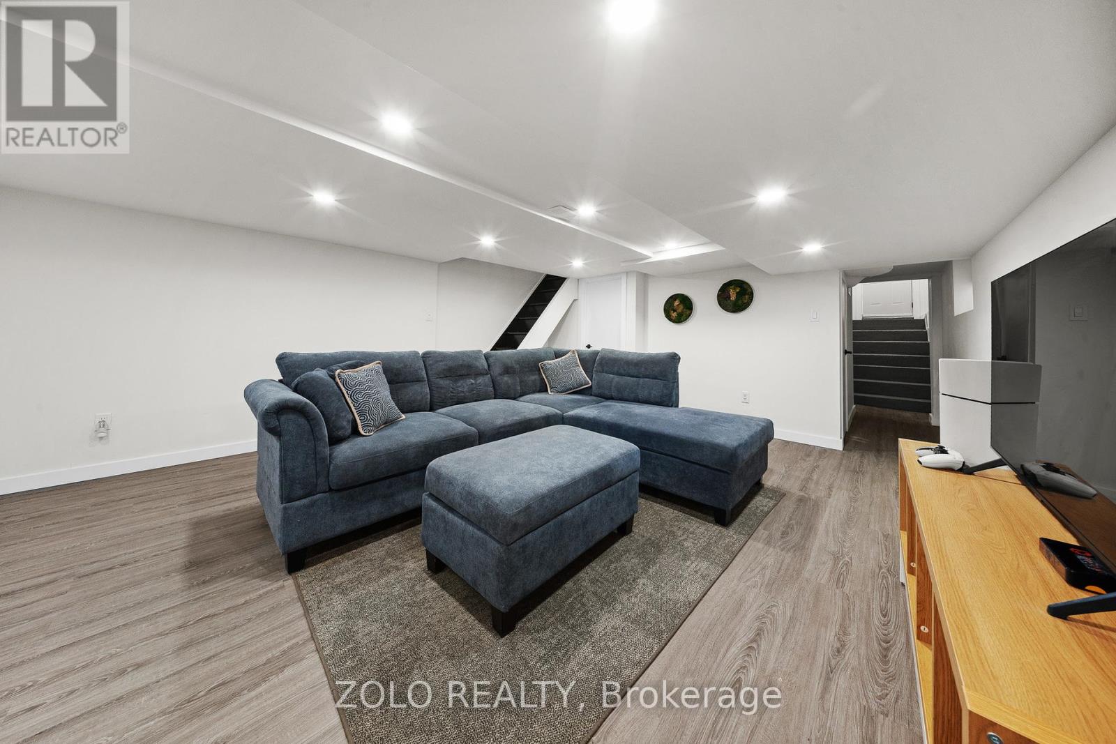 163 Cedric Avenue, Toronto (Oakwood Village), Ontario  M6C 3X7 - Photo 31 - C12447667