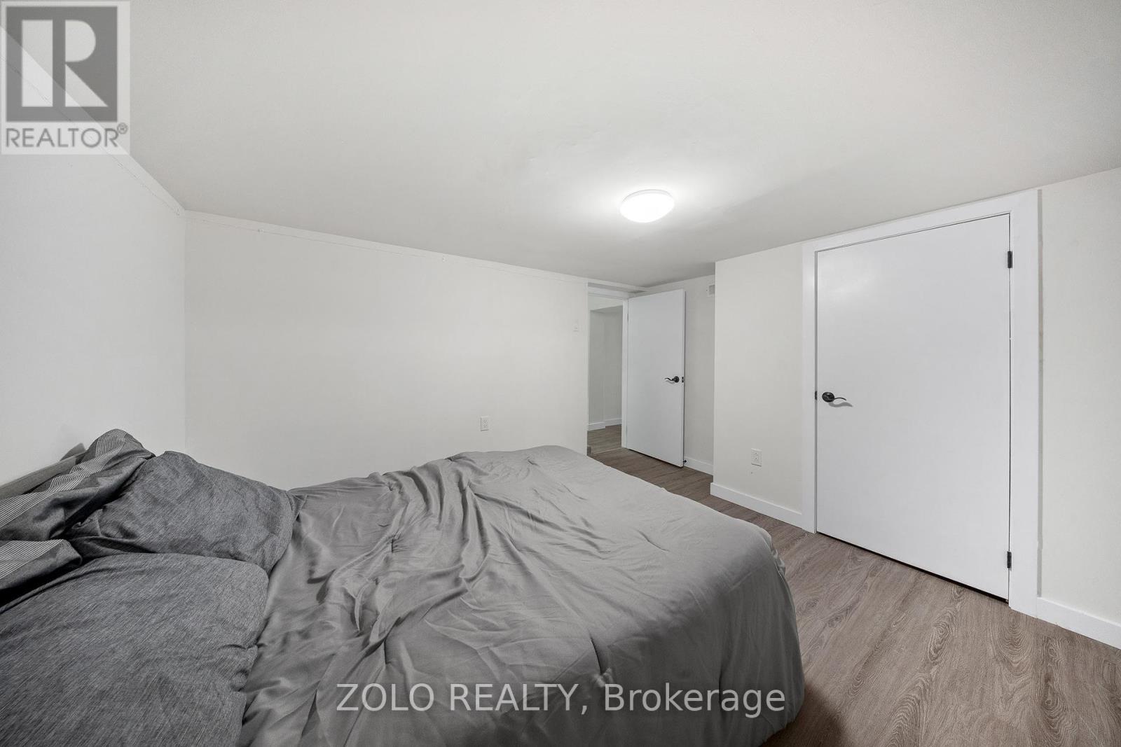 163 Cedric Avenue, Toronto (Oakwood Village), Ontario  M6C 3X7 - Photo 34 - C12447667