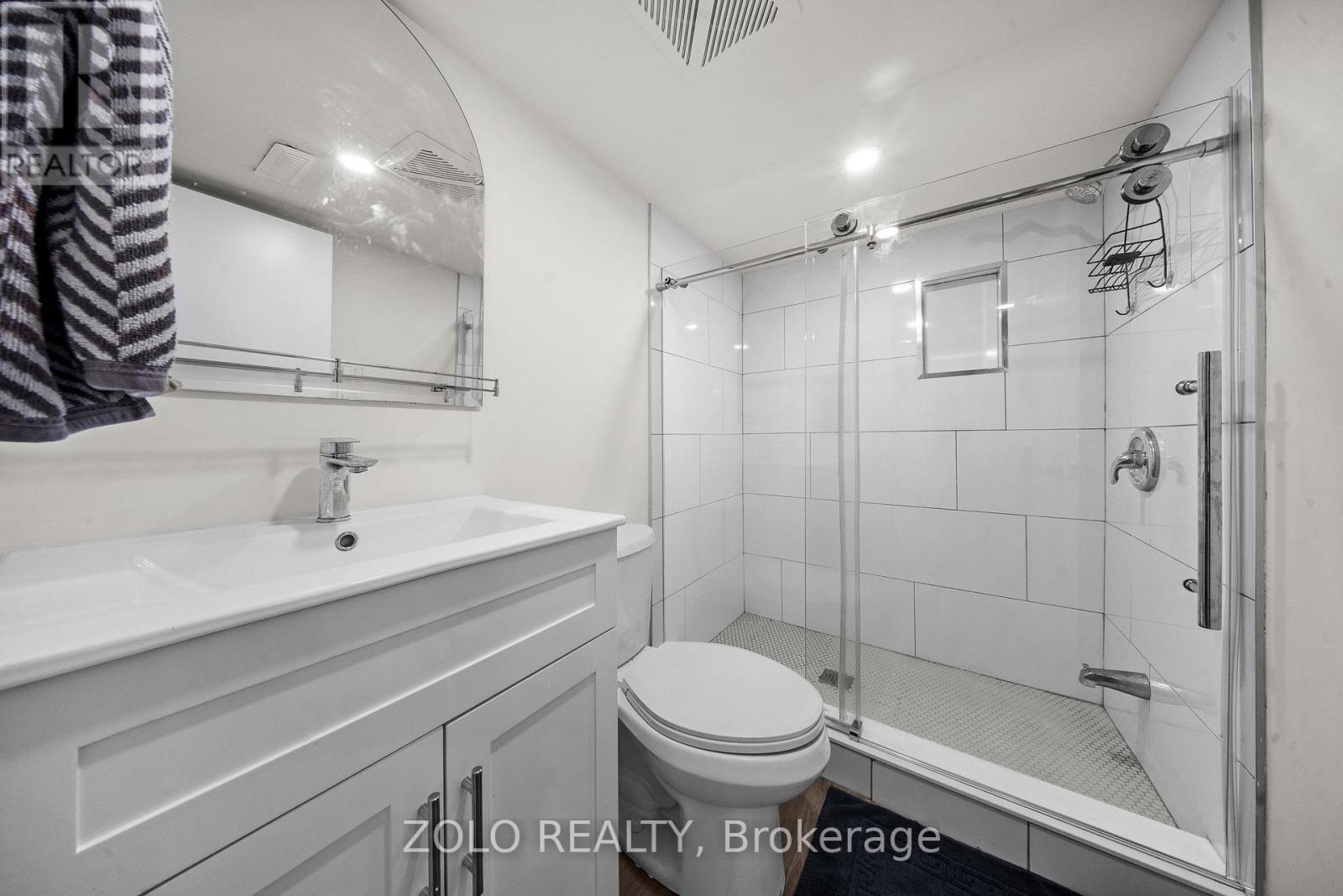 163 Cedric Avenue, Toronto (Oakwood Village), Ontario  M6C 3X7 - Photo 35 - C12447667