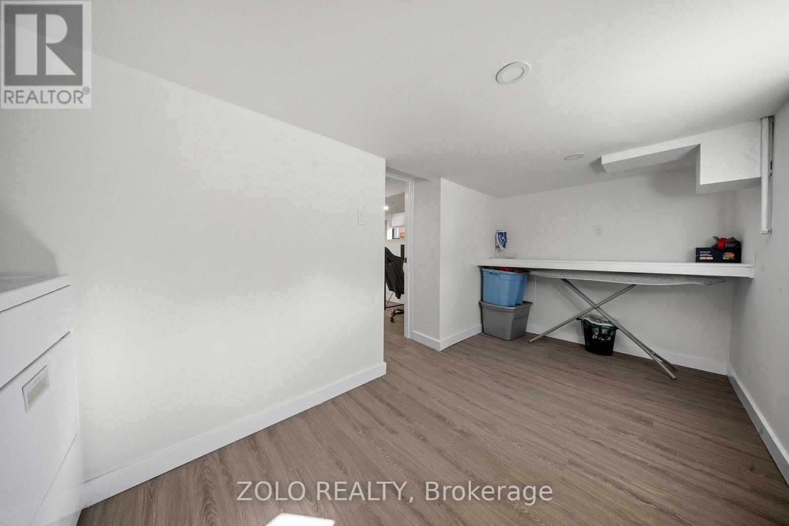 163 Cedric Avenue, Toronto (Oakwood Village), Ontario  M6C 3X7 - Photo 37 - C12447667