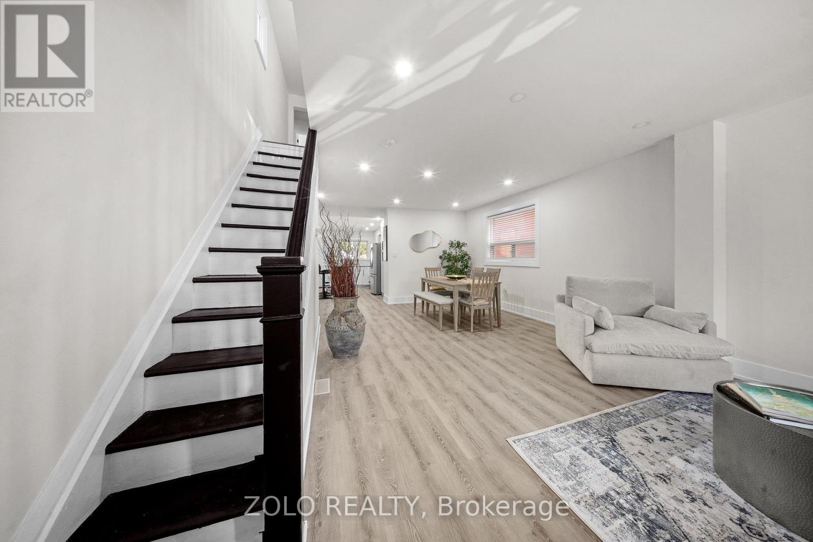 163 Cedric Avenue, Toronto (Oakwood Village), Ontario  M6C 3X7 - Photo 6 - C12447667