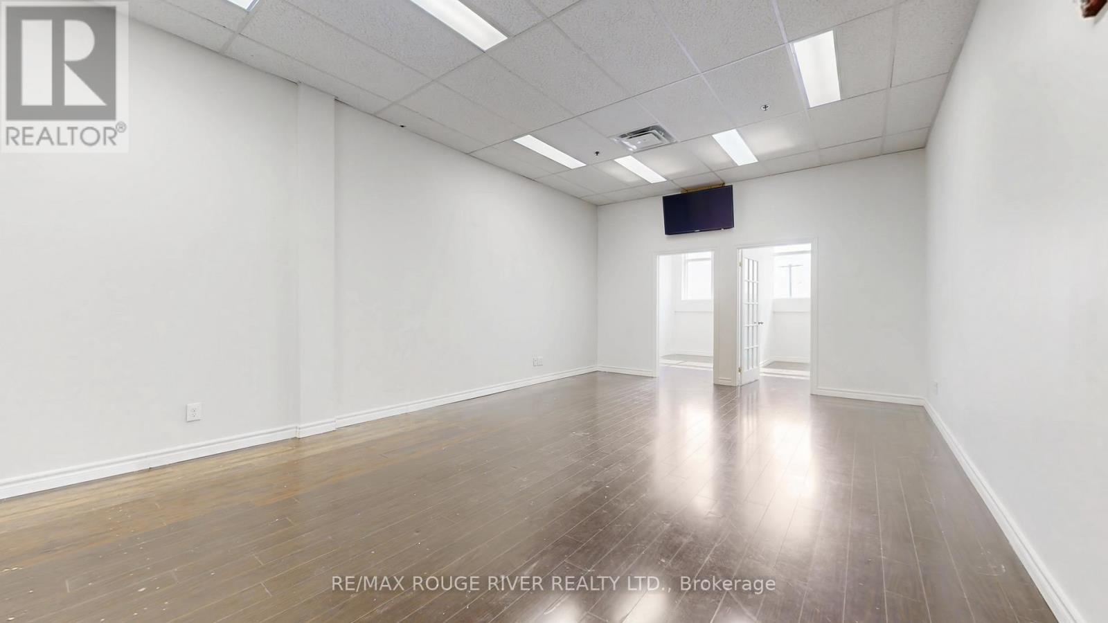 D211 - 69 Lebovic Avenue, Toronto, Ontario  M1L 4V9 - Photo 11 - E12447620