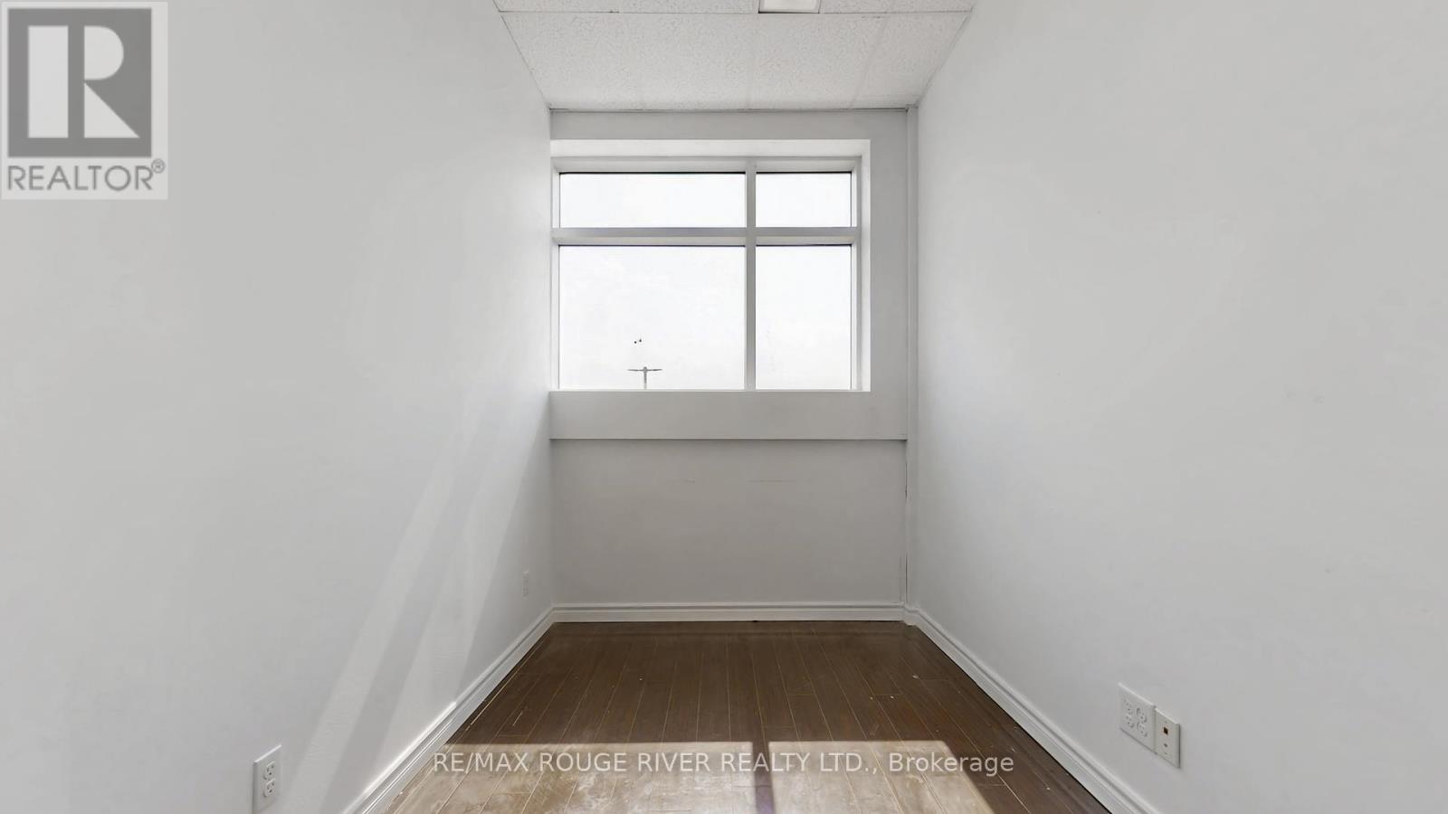 D211 - 69 Lebovic Avenue, Toronto, Ontario  M1L 4V9 - Photo 17 - E12447620