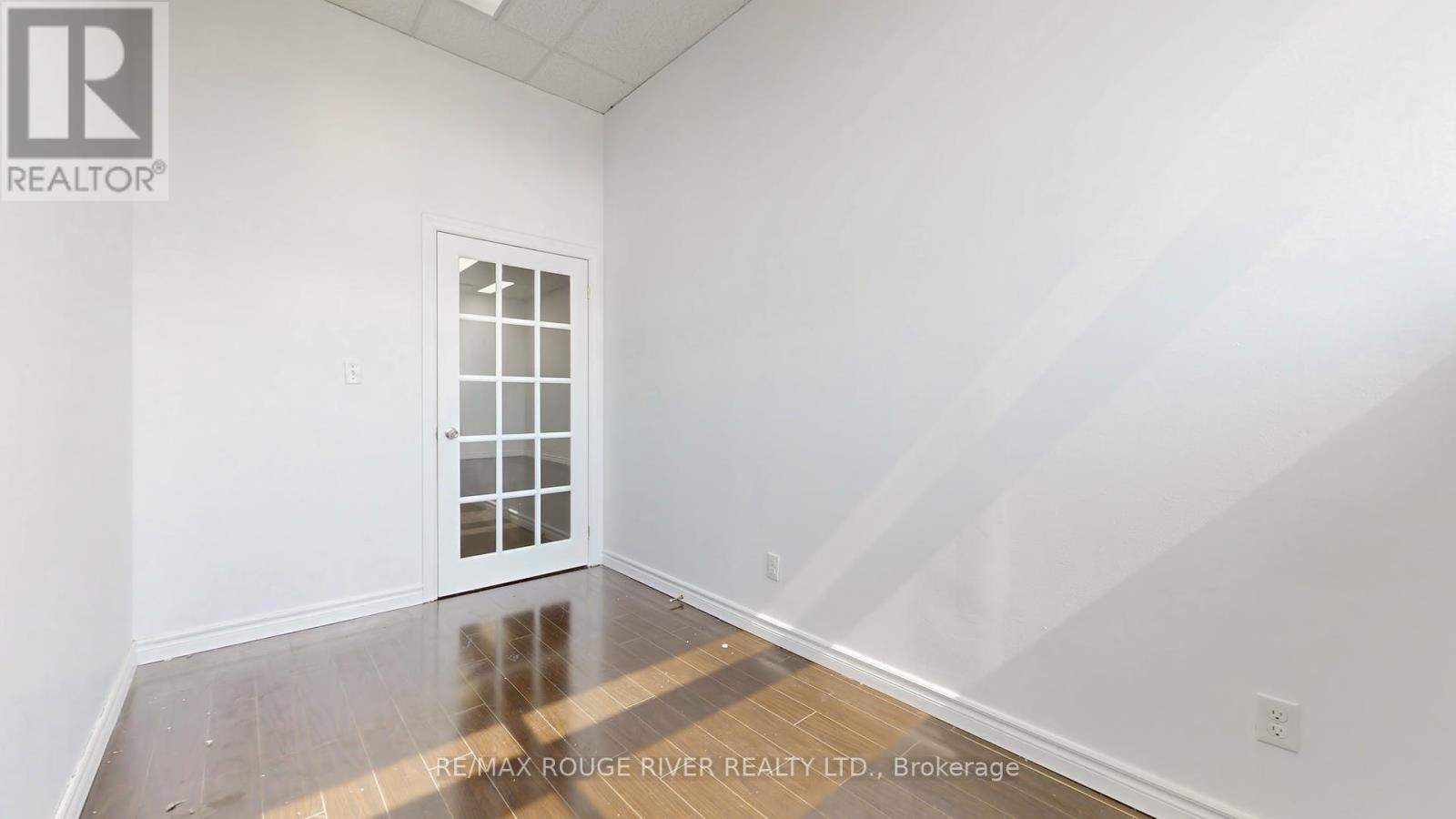 D211 - 69 Lebovic Avenue, Toronto, Ontario  M1L 4V9 - Photo 18 - E12447620