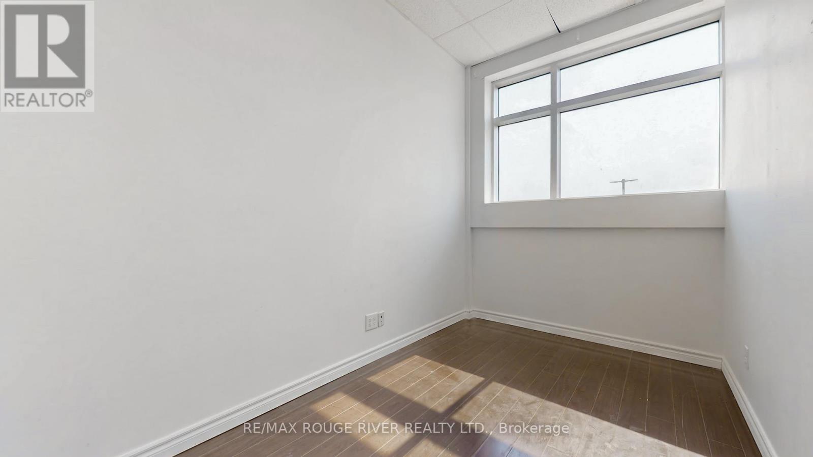 D211 - 69 Lebovic Avenue, Toronto, Ontario  M1L 4V9 - Photo 19 - E12447620