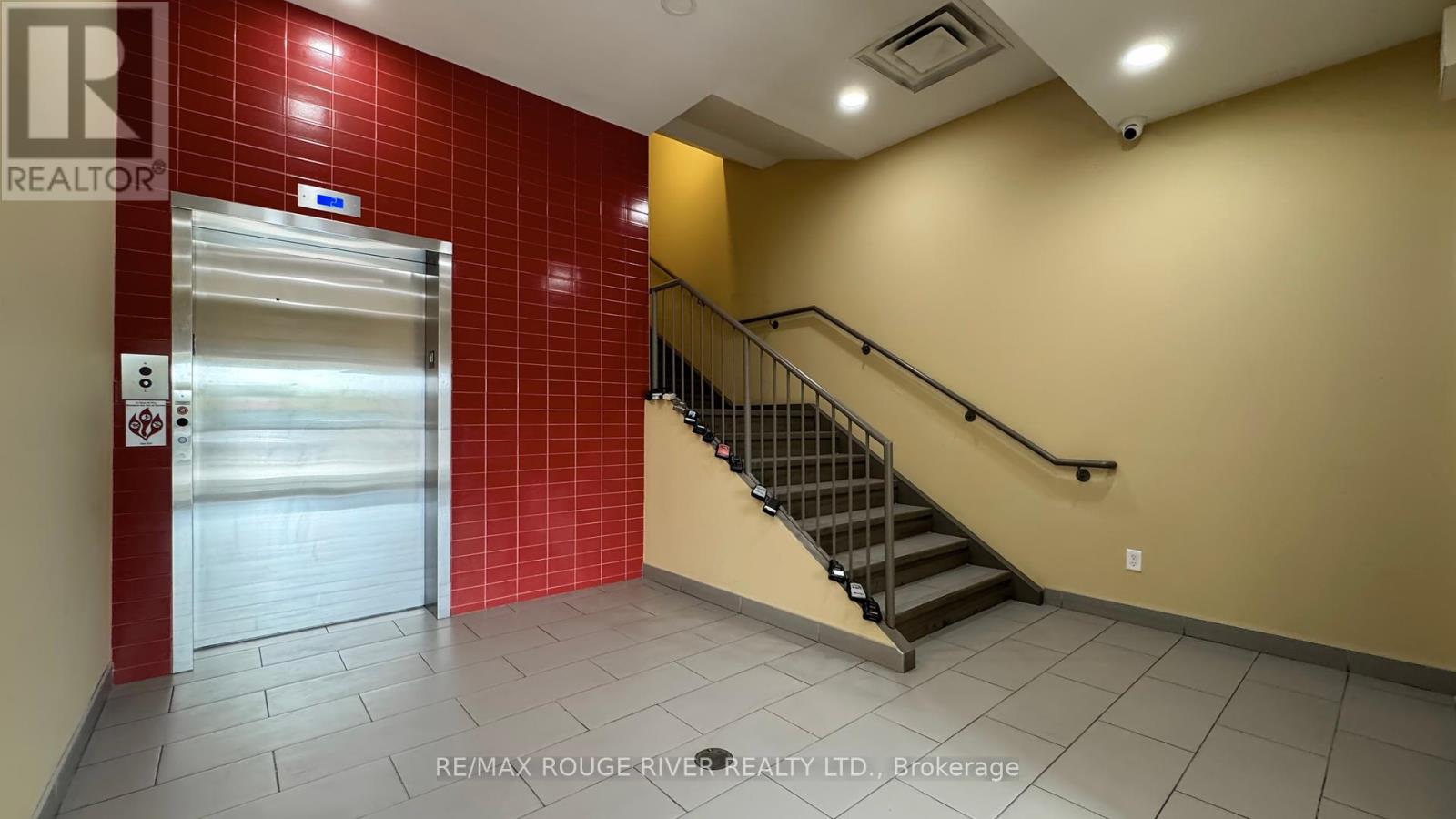D211 - 69 Lebovic Avenue, Toronto, Ontario  M1L 4V9 - Photo 7 - E12447620