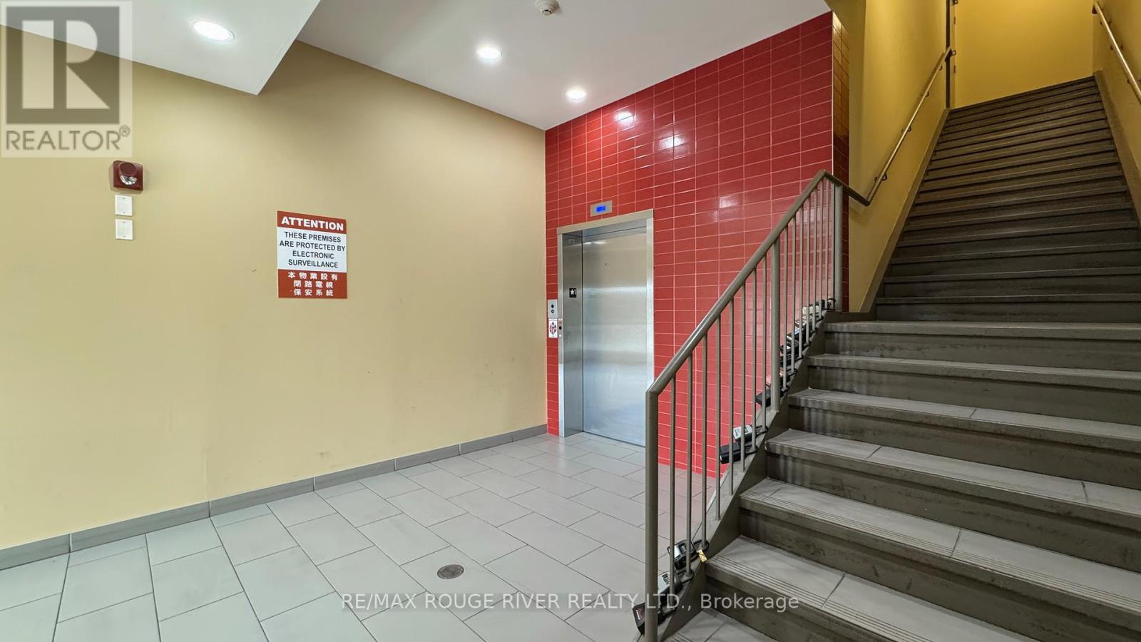 D211 - 69 Lebovic Avenue, Toronto, Ontario  M1L 4V9 - Photo 8 - E12447620