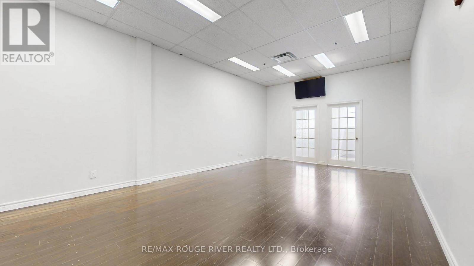 D211 - 69 Lebovic Avenue, Toronto, Ontario  M1L 4V9 - Photo 9 - E12447620